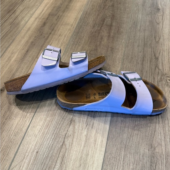 COPY - Worn for a year. - Picture 7 of 7